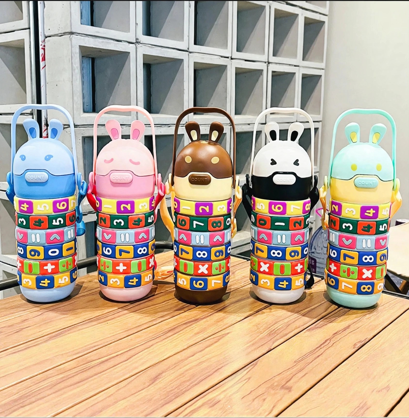 Hot & Cool Puzzle Water Bottle for Kids - Image 7